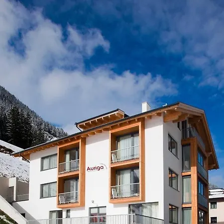 Hotel Garni Auriga-3